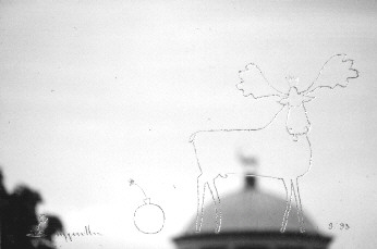 �Verh&auml;ltnis 2�,  Fotografie einer Zeichnung mit Hei&szlig;kleber auf Landtagsgeb&auml;udeglas, 1993